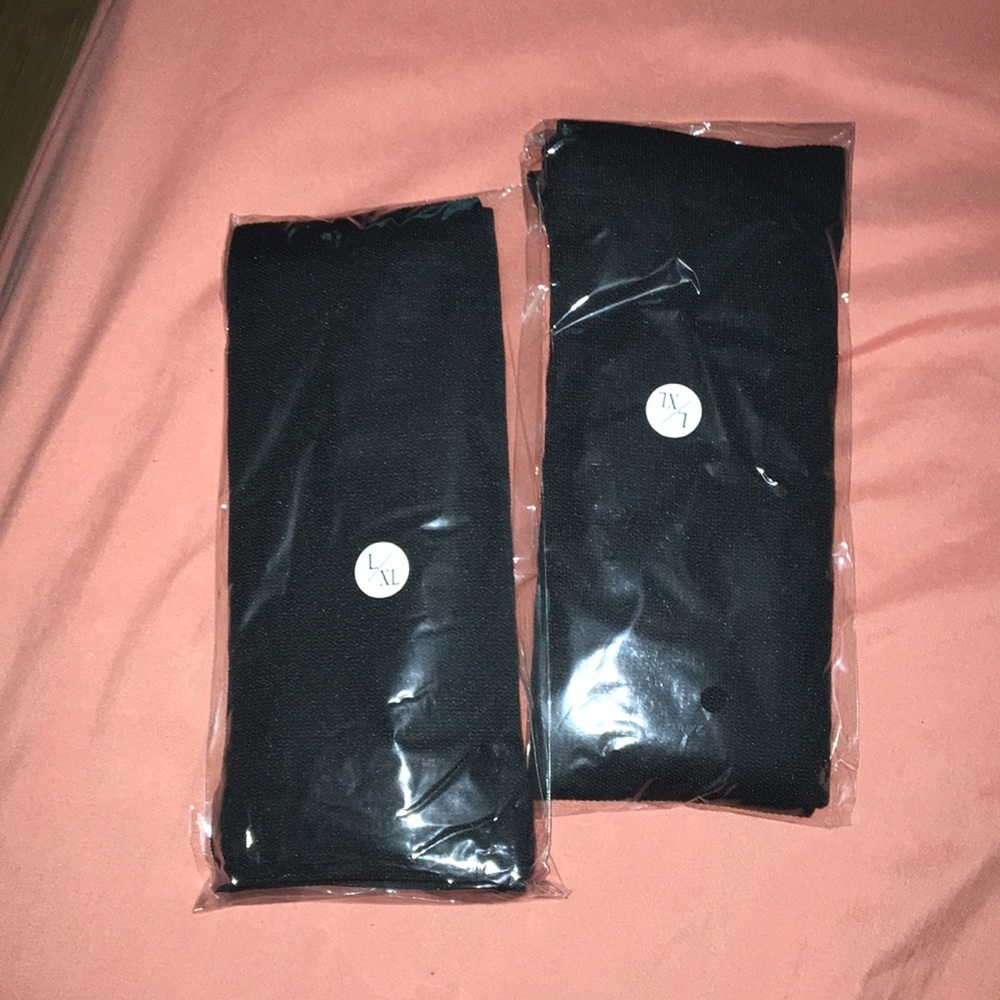 NWOT Two pack compression socks